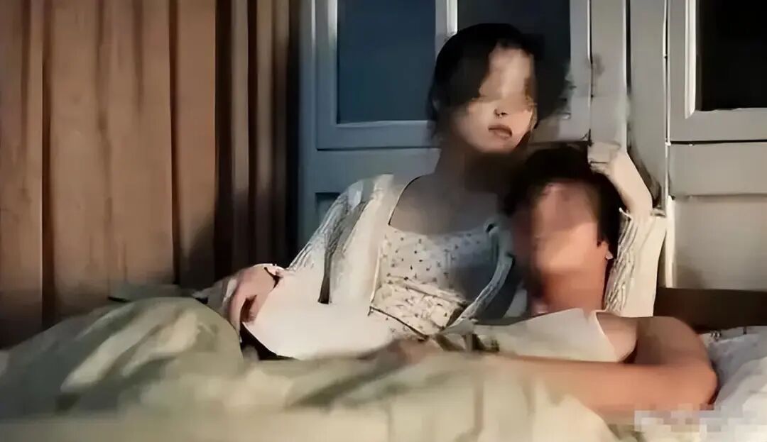 一女子出轨成瘾就算做饭时间也要找情夫丈夫忍无可忍去堵门口 配图14