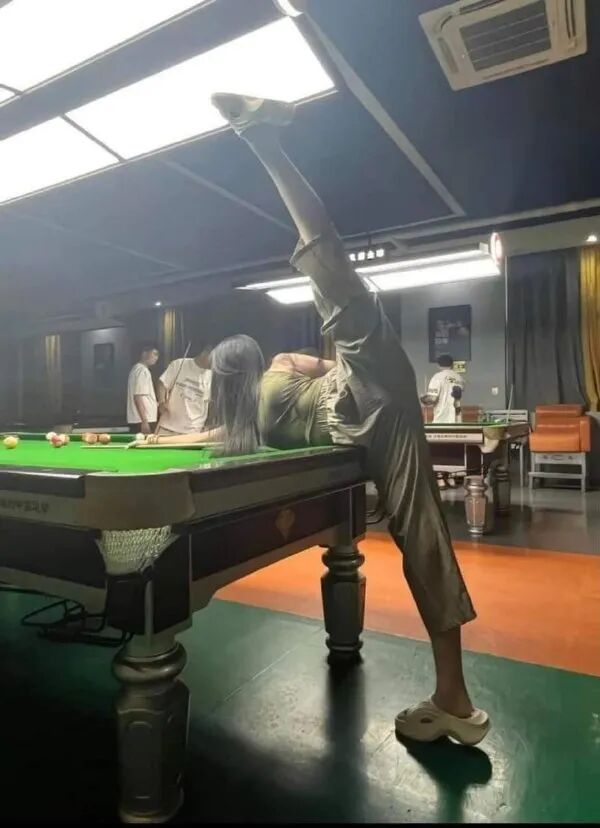 一家人都出现幻觉只因一次嫖娼这女人好阴险啊谁能想到他是这样的继父 配图2
