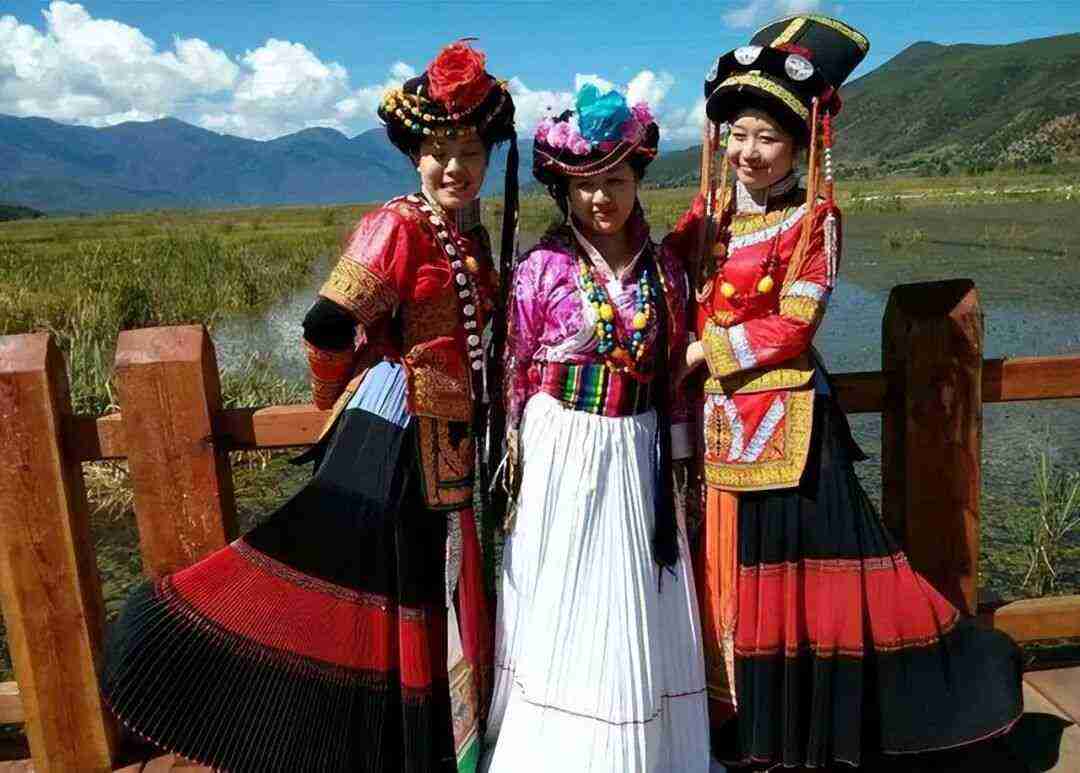一个独特的民族全村人不嫁不娶繁衍方式让人不可思议 配图3