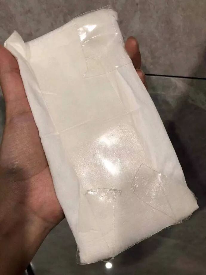 想看新海诚的大片看这海报感觉有点不对 配图31