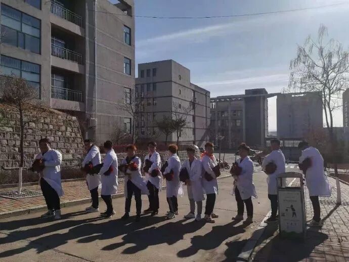 想看新海诚的大片看这海报感觉有点不对 配图23