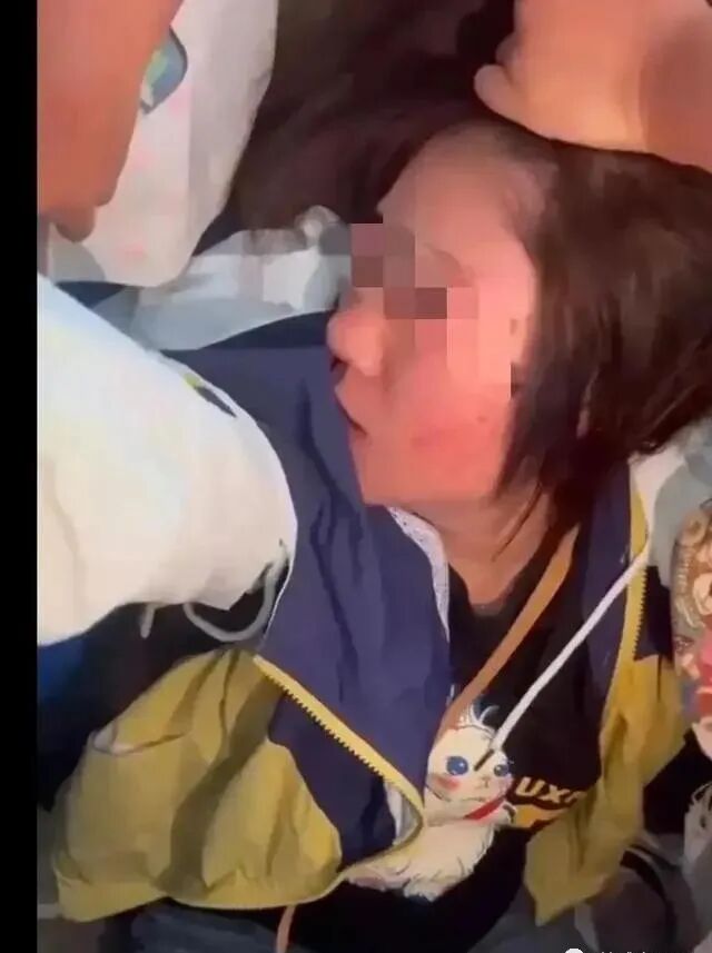 石家庄老婆抓小三被丈夫拖行后续渣男过往被扒小三真容曝光 配图14
