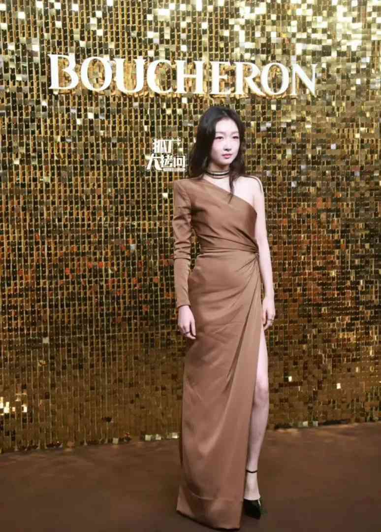 上海这夜李冰冰脱妆魏大勋真空却都败给了大着肚子的周冬雨 配图3